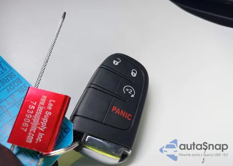 2018 Jeep Compass Altitude 4X4 from USA, damaged, VIN 3C4NJDBB2JT479373